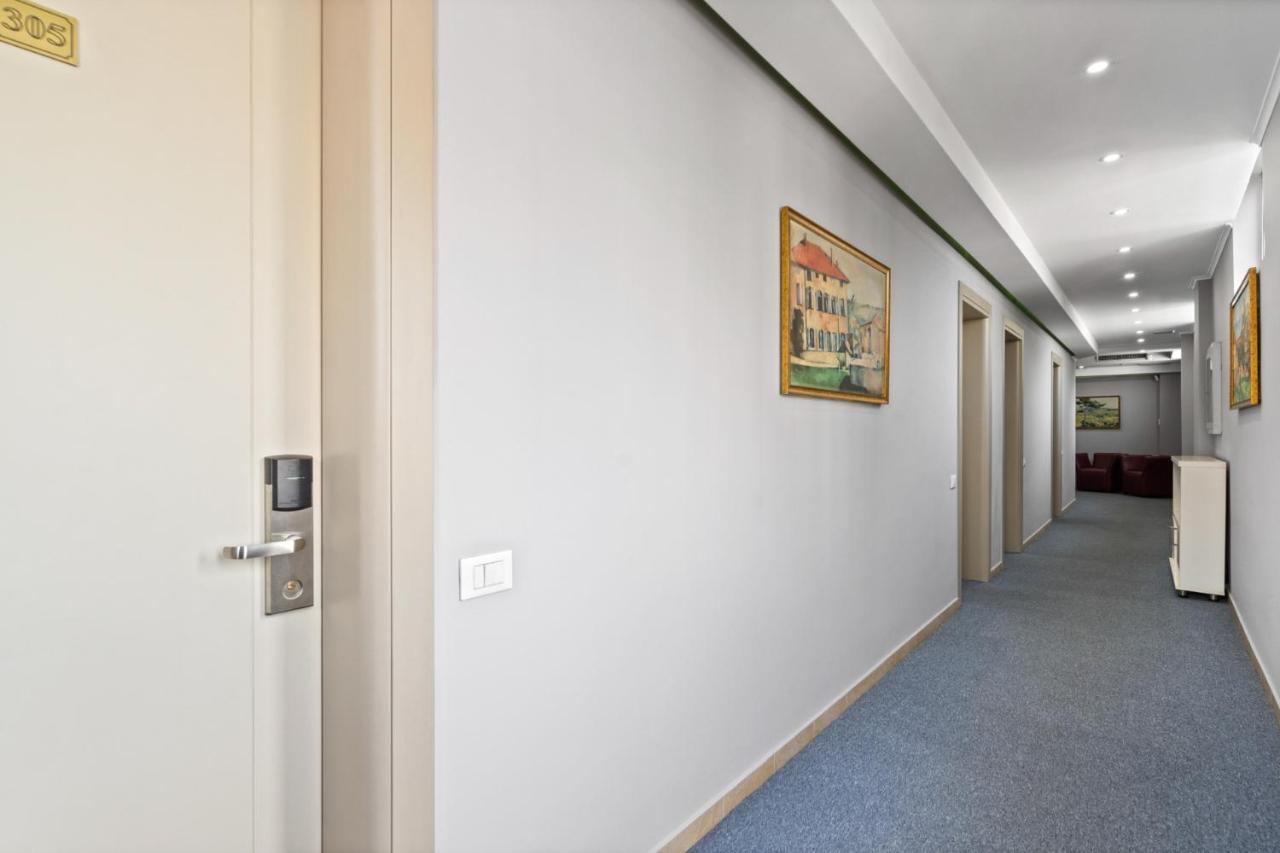 Hotel Relax Tirana Exterior photo