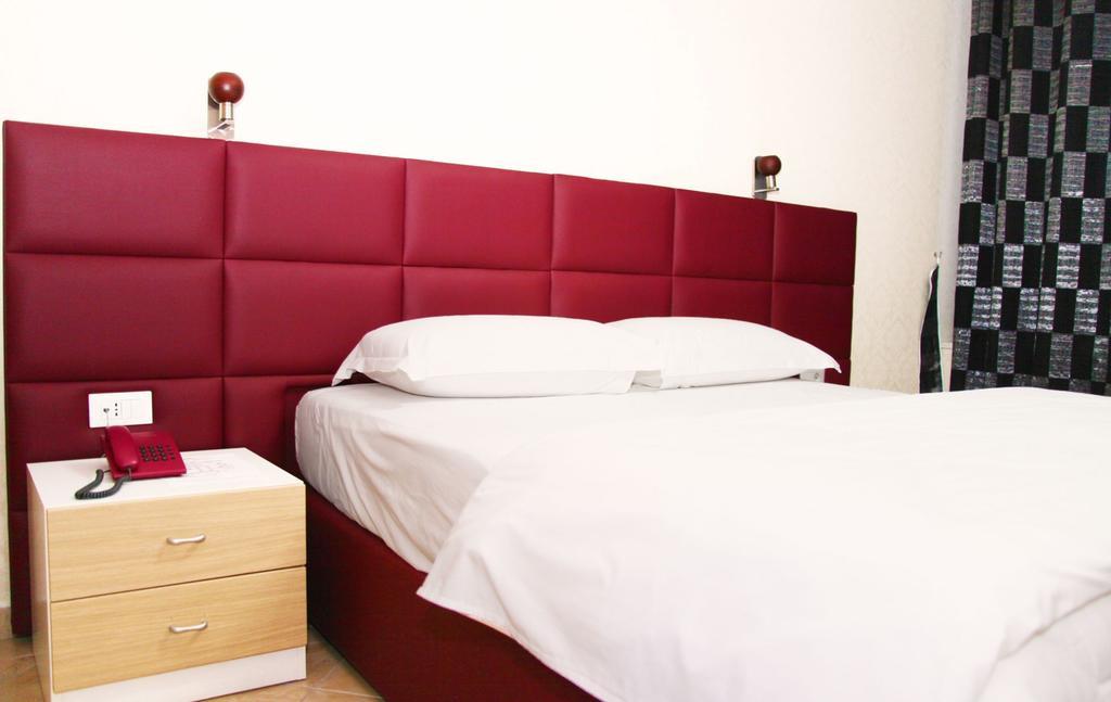 Hotel Relax Tirana Exterior photo